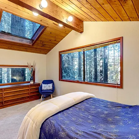 Deep Woods Hideaway Villa